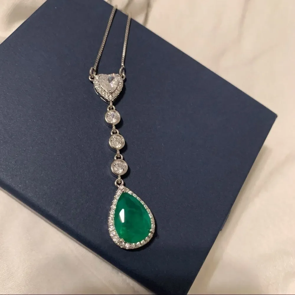 🌹Platinum Plated CZ Water Drop Pendant - Picture 6 of 8